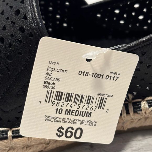 a.n.a Oakland Black Perforated Loafers Women’s Size 10 NWT - Picture 10 of 10